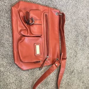 cute orange purse!